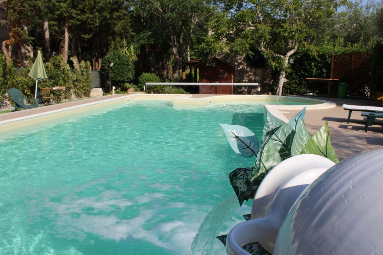 Domus Relax Acomodação com café da manhã Selva Di Fasano Exterior foto
